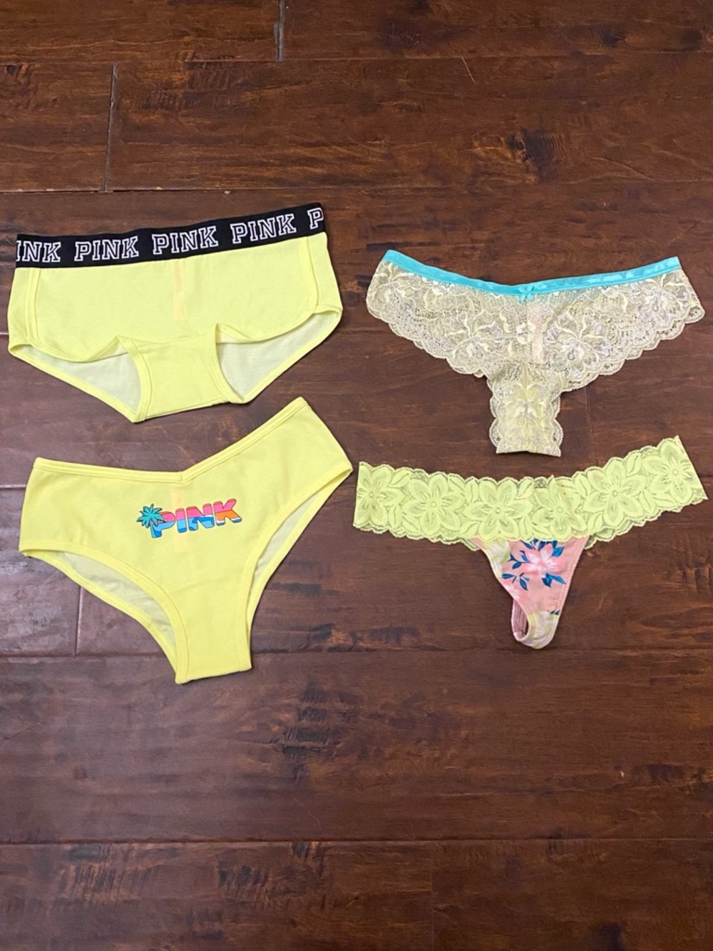 VS Bundle 💛 - Picture 2 of 4